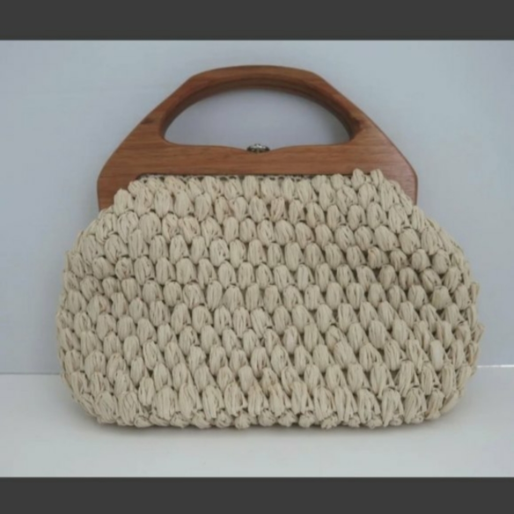 Purse Boho Chic 1960s Vintage Handbag Raffia Woven Ivory Purse Wooden Handle